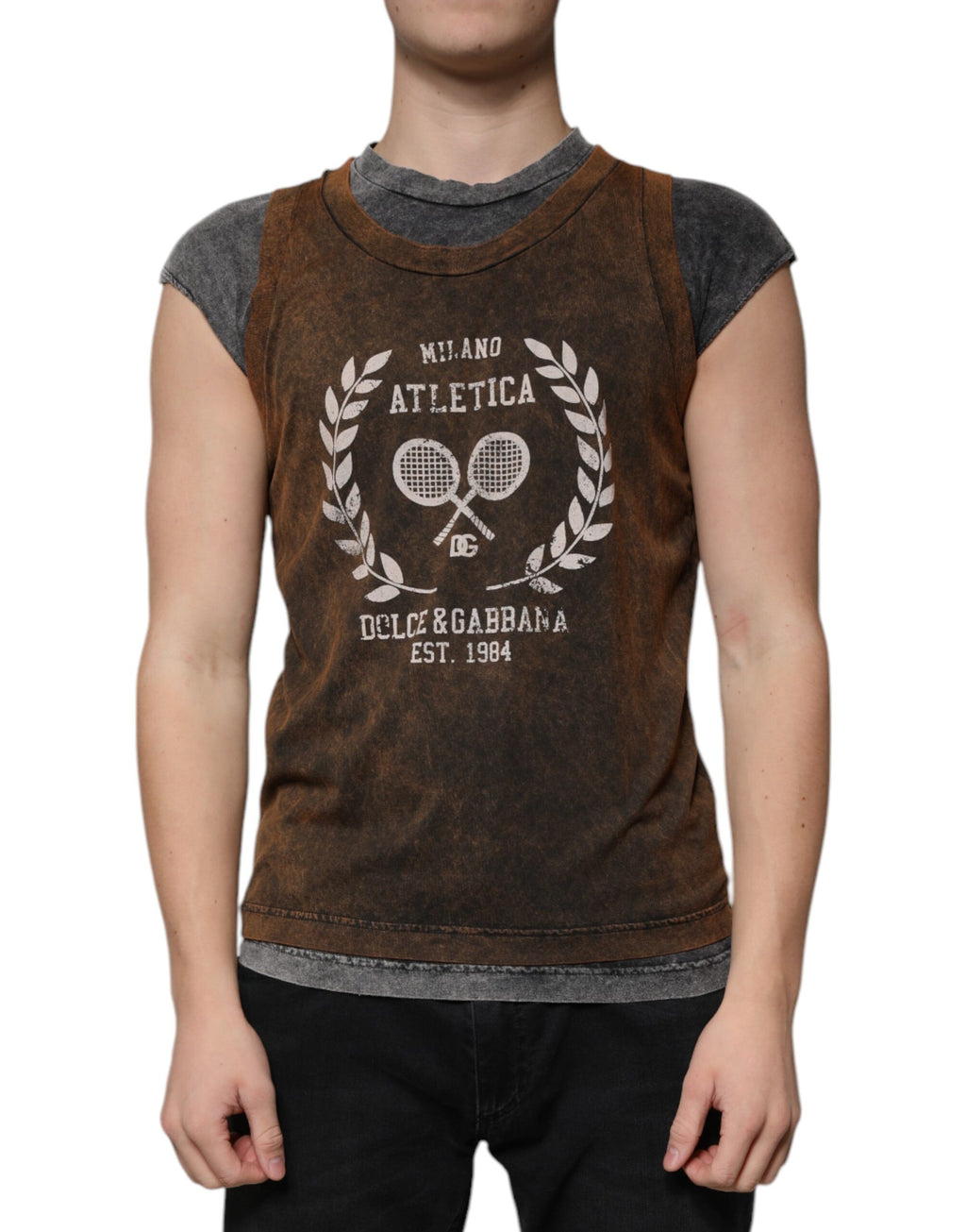 T-shirt sans manches en coton marron Dolce & Gabbana avec col rond, vue de face.