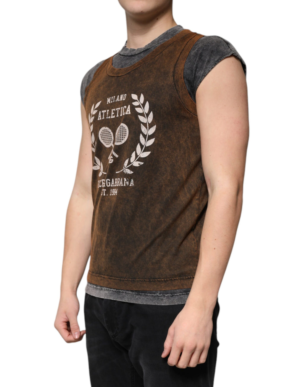 T-shirt sans manches en coton marron Dolce & Gabbana avec col rond, vue de face, mode décontractée.