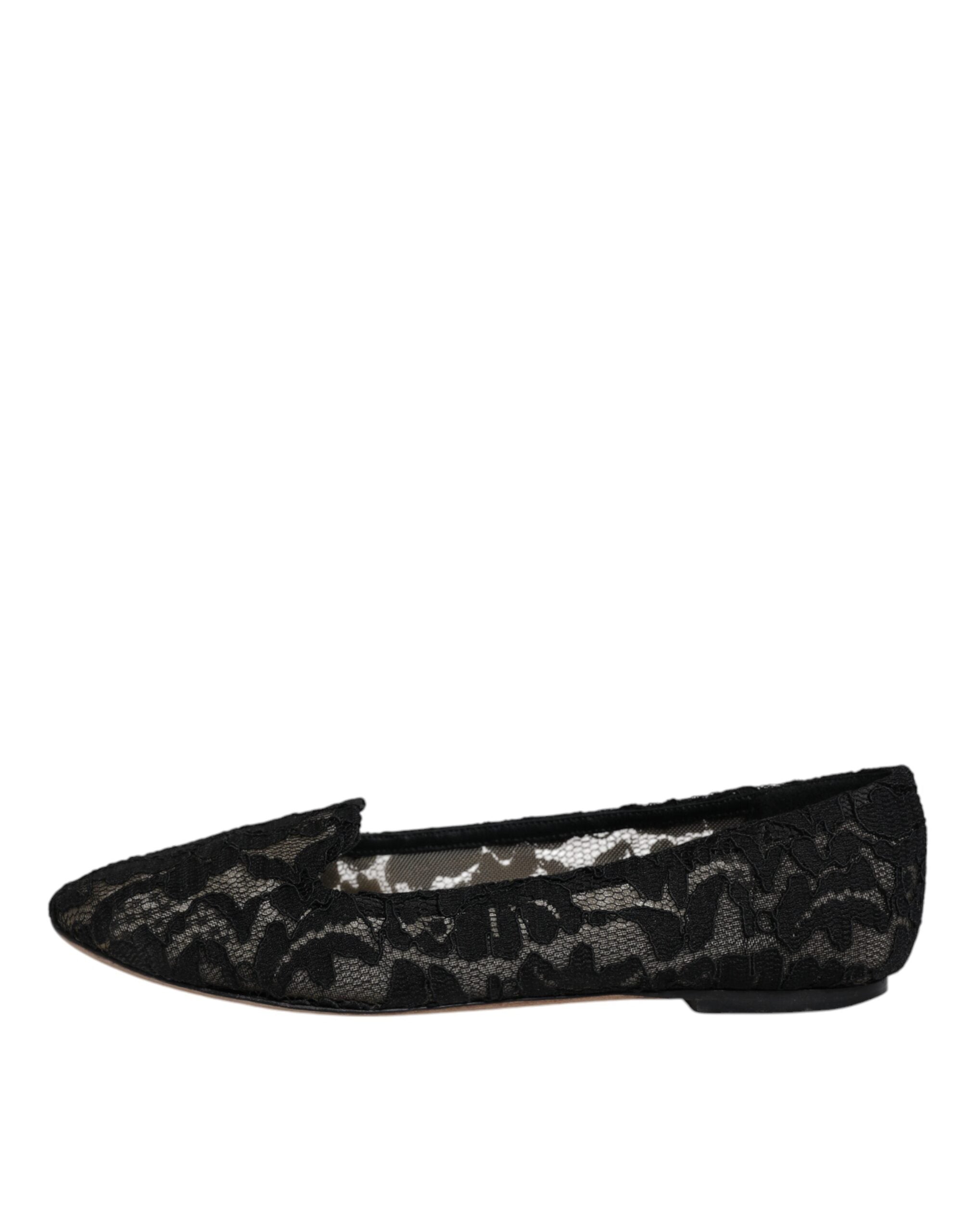 Chaussures plates Dolce & Gabbana Taormina en dentelle noire, slip-on élégantes pour femmes, vue de côté.