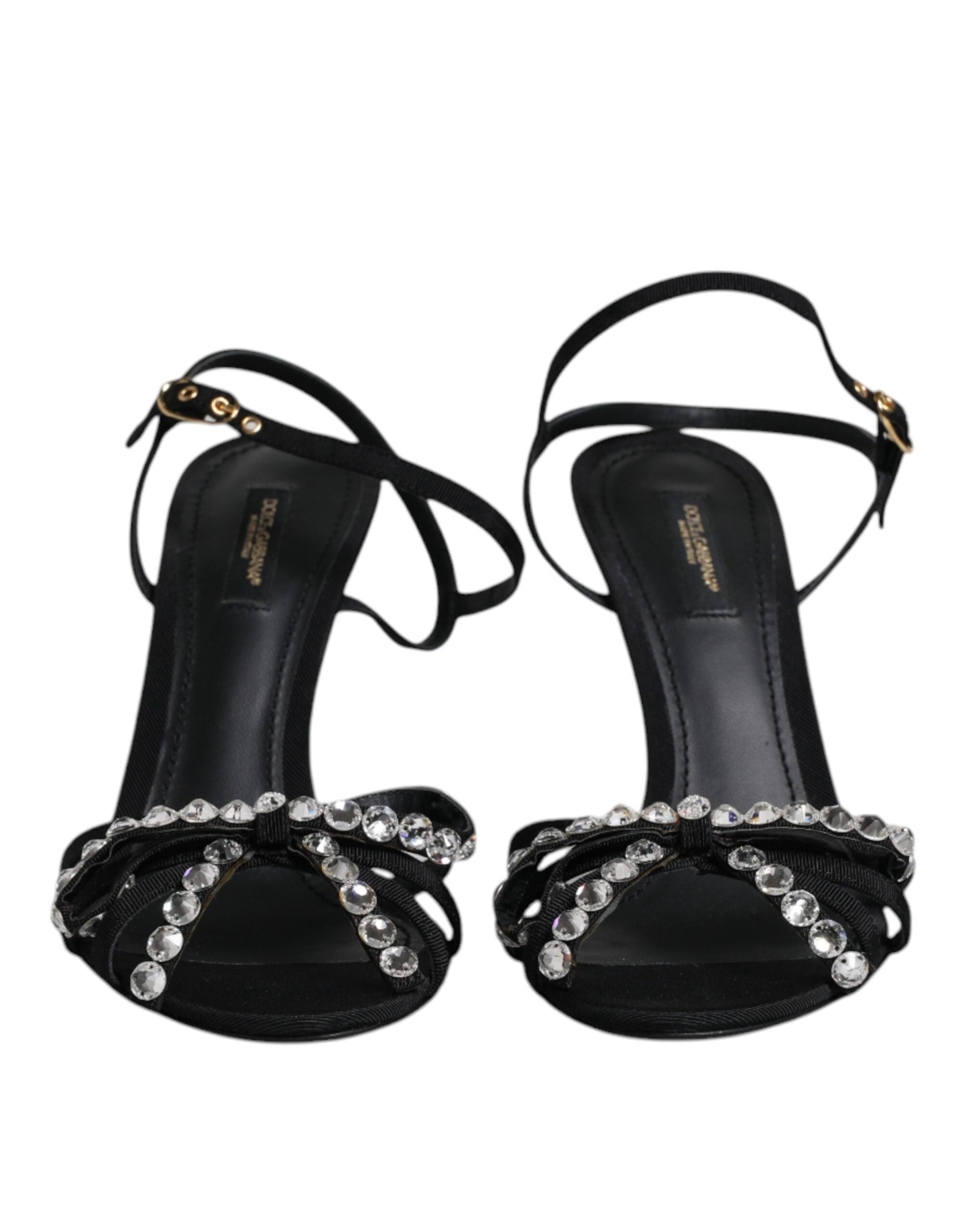 Sandales noires en cuir Dolce & Gabbana avec ruban en cristal et boucle, style élégant et sophistiqué.