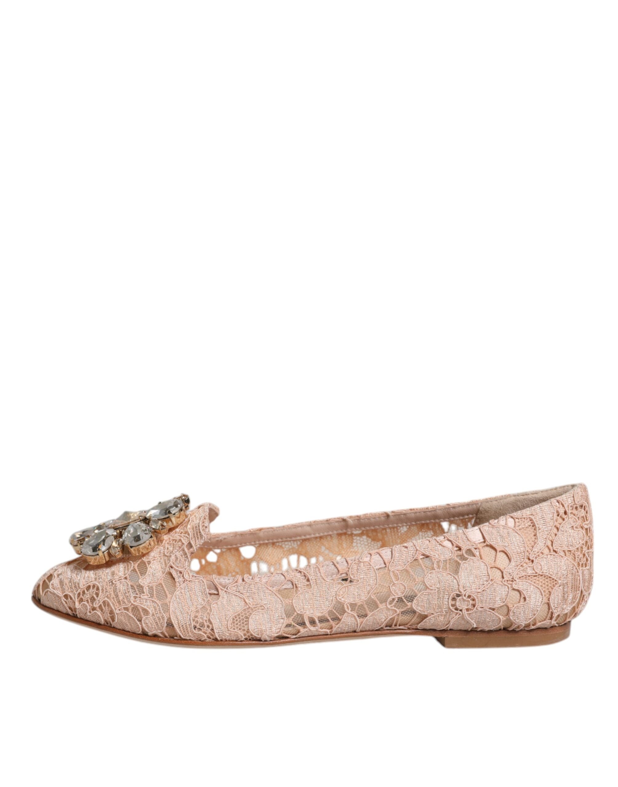Chaussures ballerines en dentelle beige Dolce & Gabbana avec cristaux, style élégant et raffinée pour femmes.