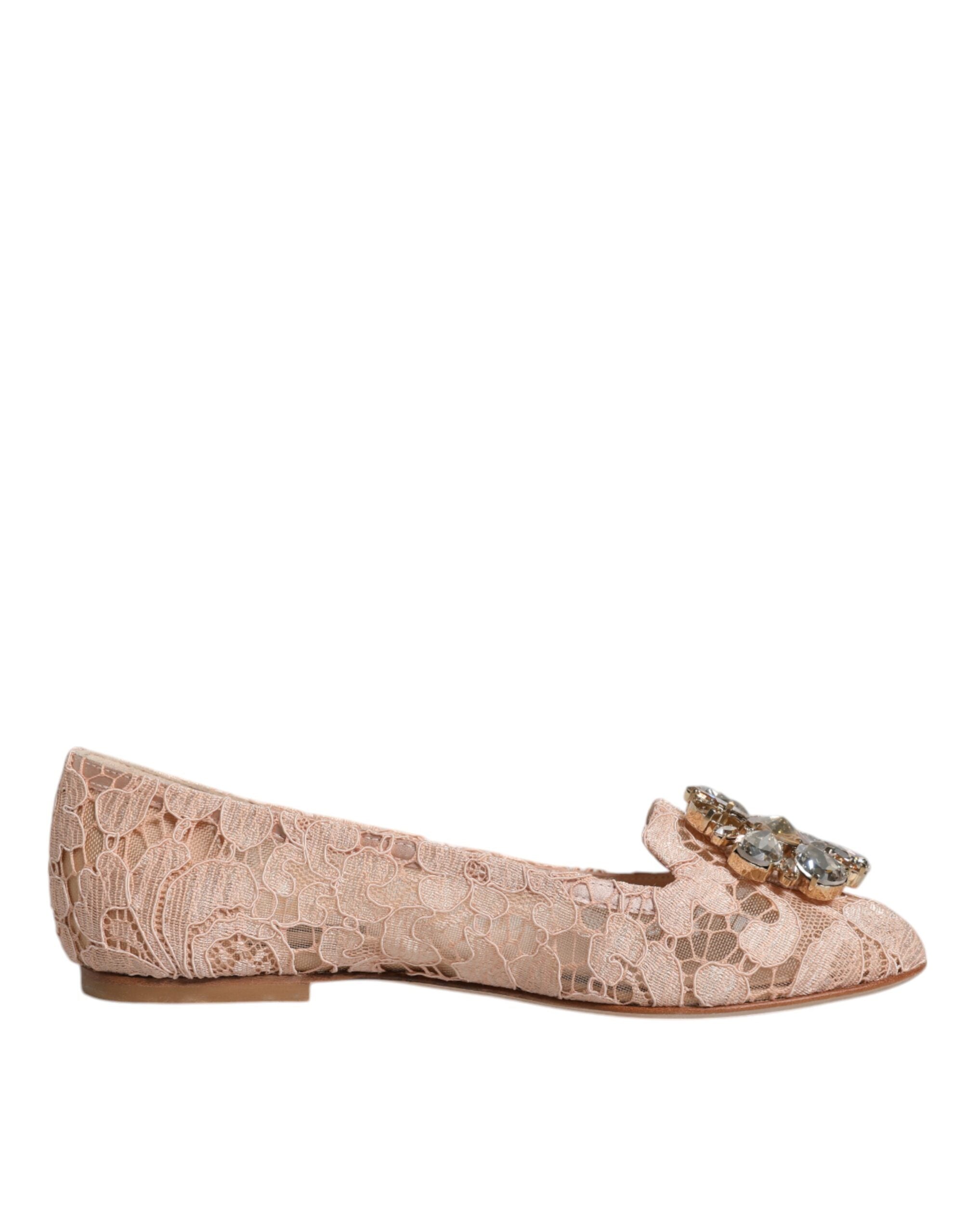 Chaussures ballerines Dolce & Gabbana beige en dentelle avec cristaux, mocassins élégants pour femmes.