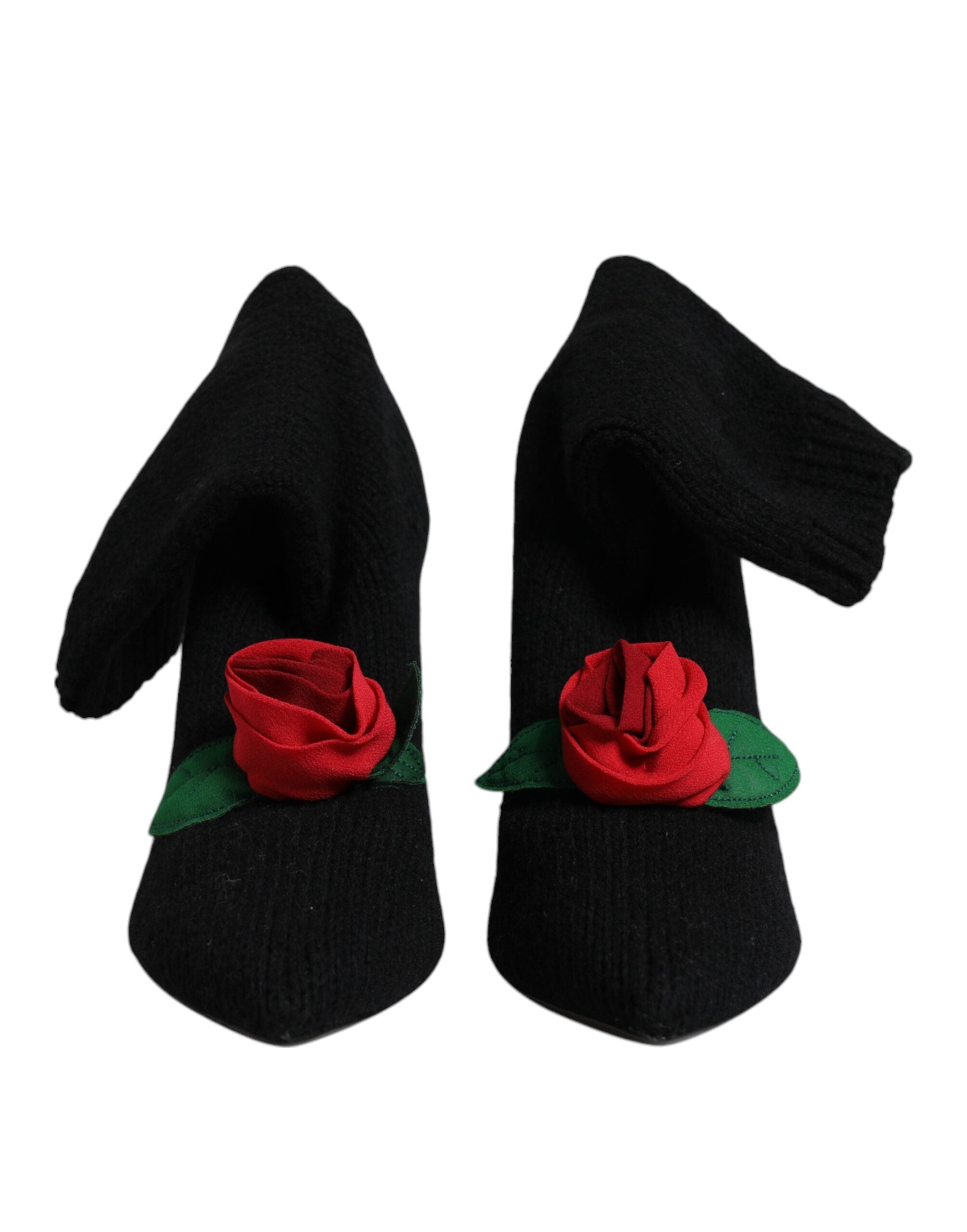 Chaussures Dolce & Gabbana, bottines noires à talons stilettos et mi-mollet, élégantes et sophistiquées.