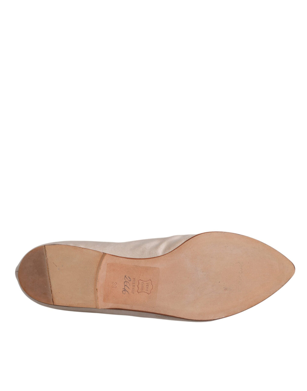 Chaussures ballerines Dolce & Gabbana en toile beige, slip-on élégantes et confortables pour femmes.