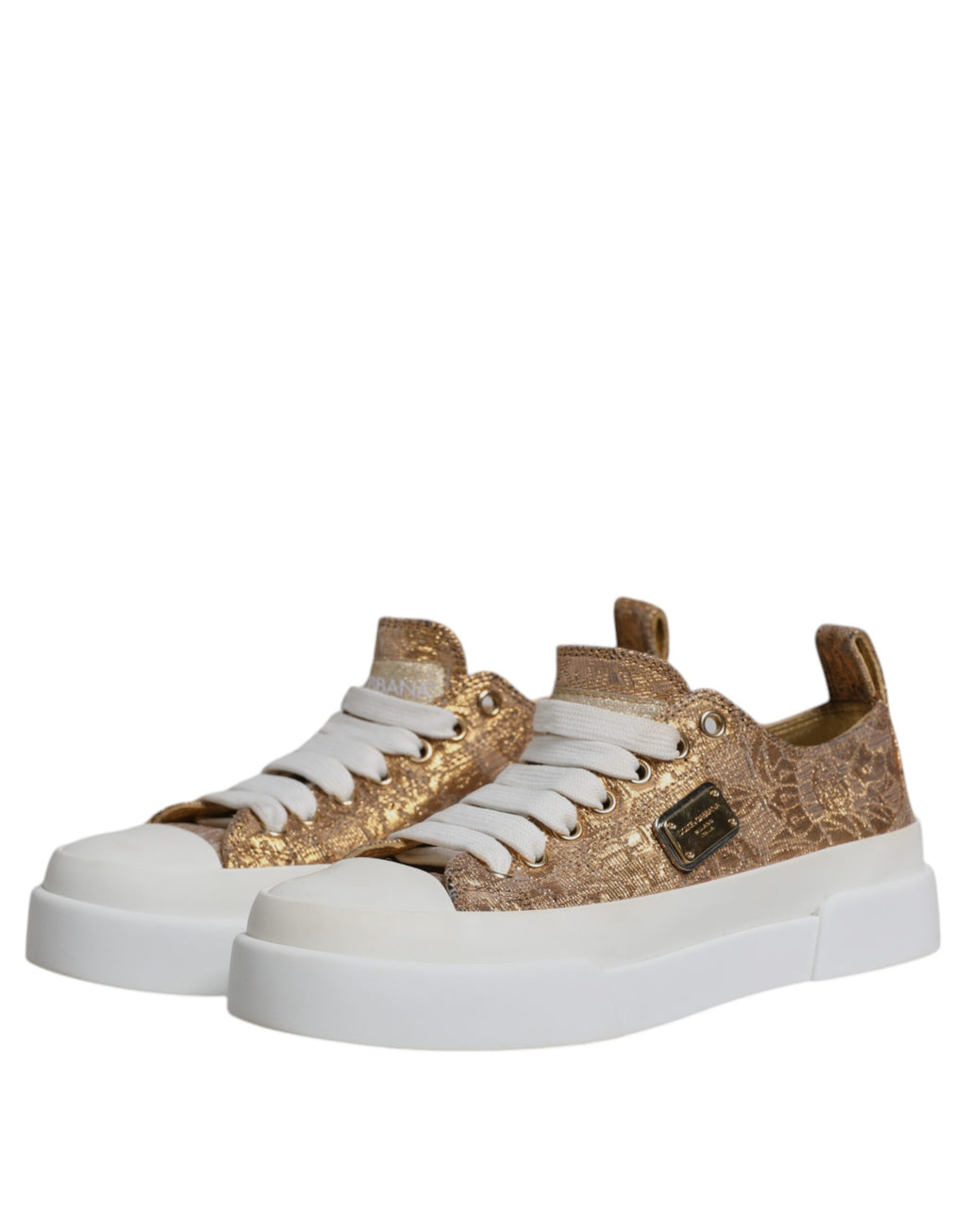 Chaussures sneakers basses Dolce & Gabbana or blanc avec logo, vue de face.