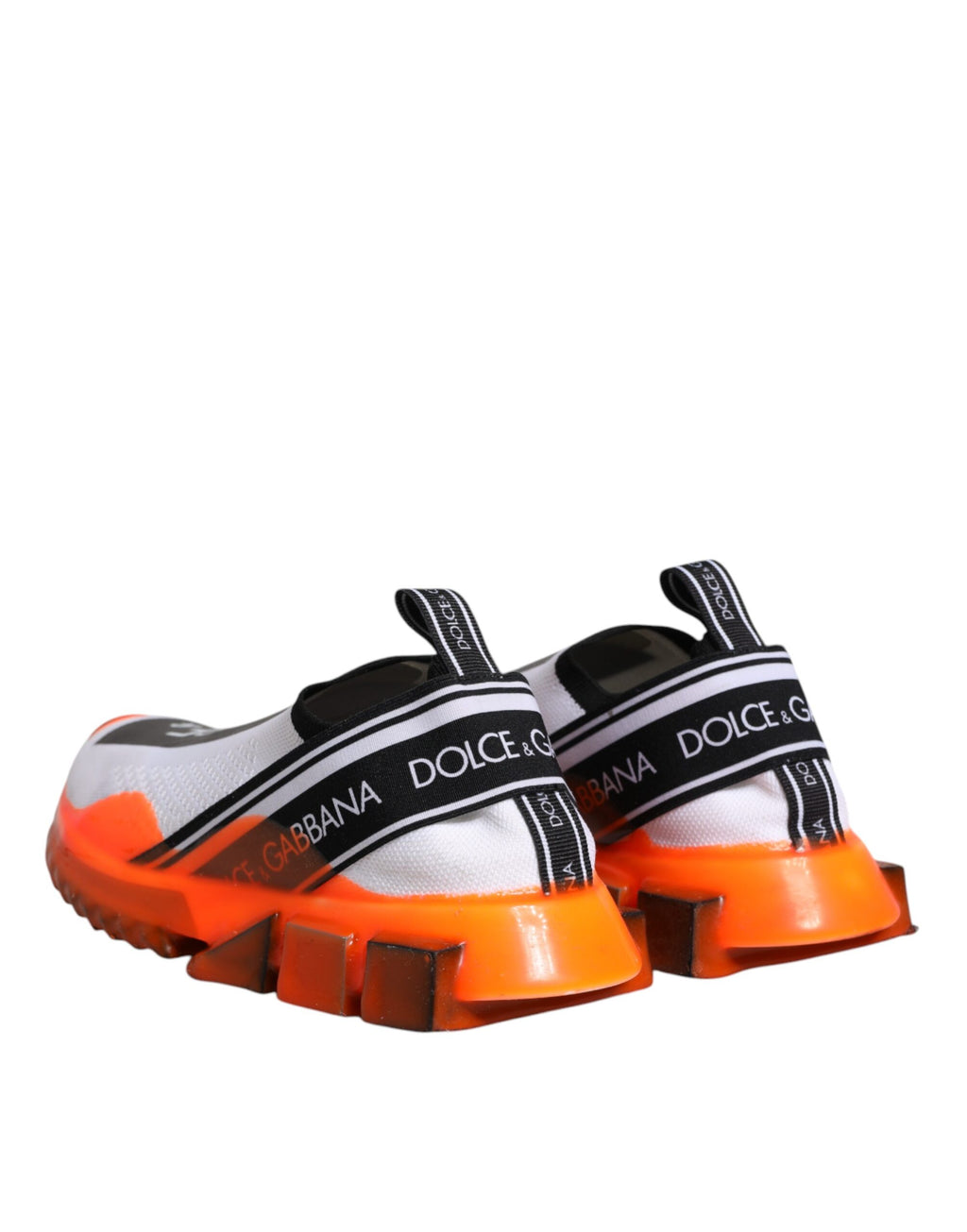 Chaussures slip-on blanches Dolce & Gabbana Sorrento avec détails orange, sneakers confortables et élégants.