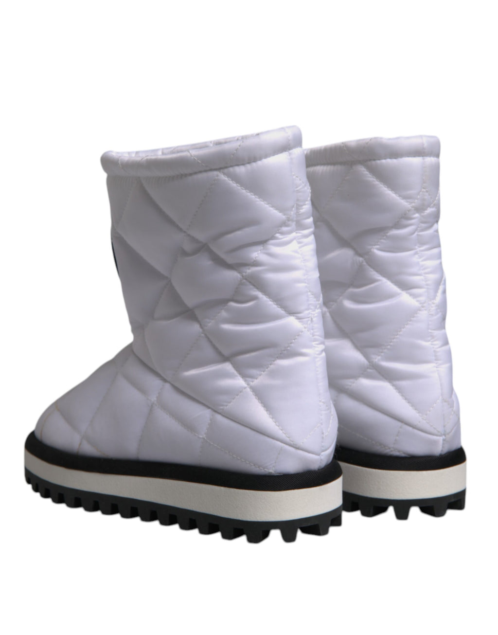 Bottes mi-mollet blanches en viscose rembourrée de Dolce & Gabbana, chaussures élégantes et modernes.
