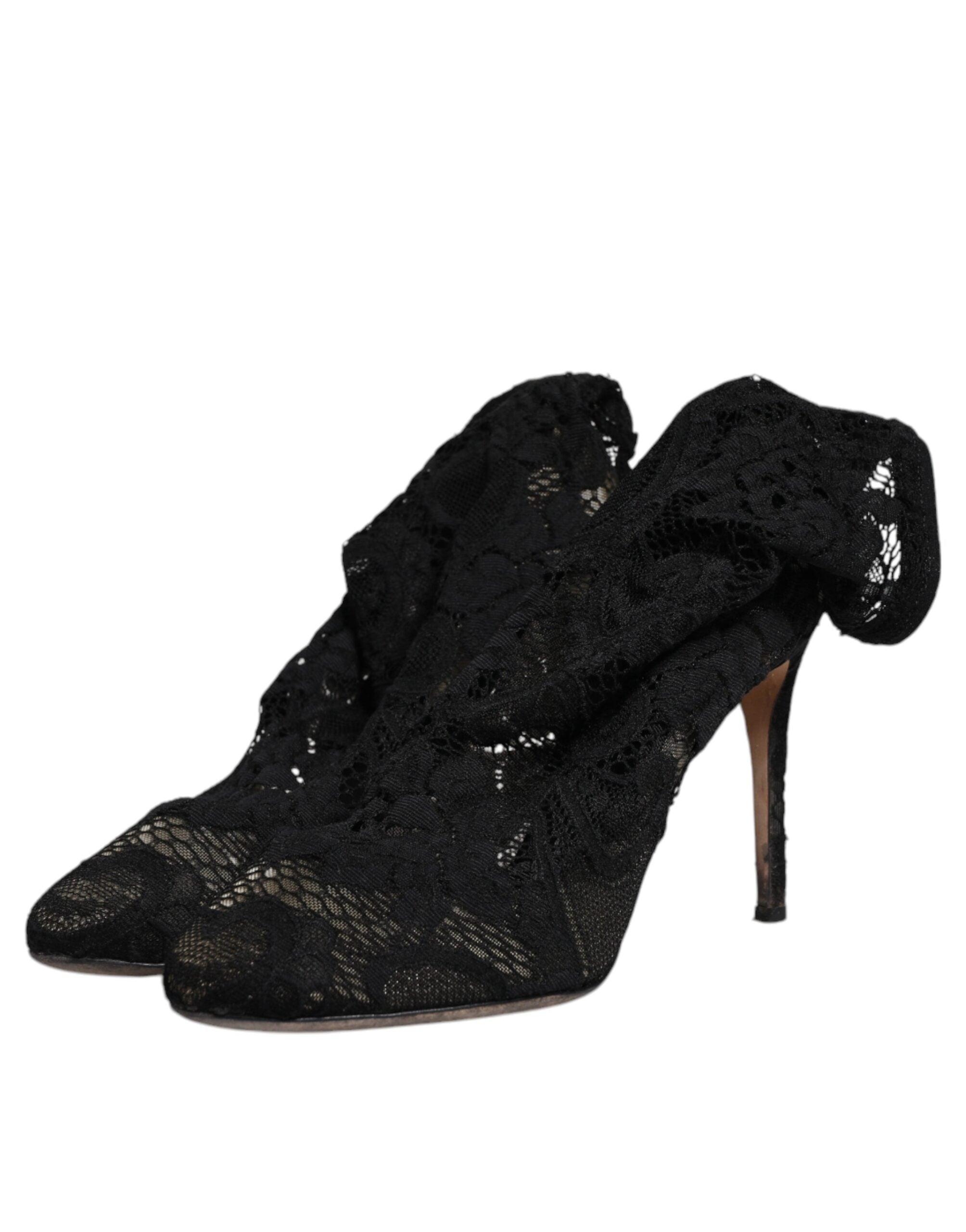 Chaussures Dolce & Gabbana talons en dentelle noire, bottines mi-mollet extensibles et élégantes, vue de face.