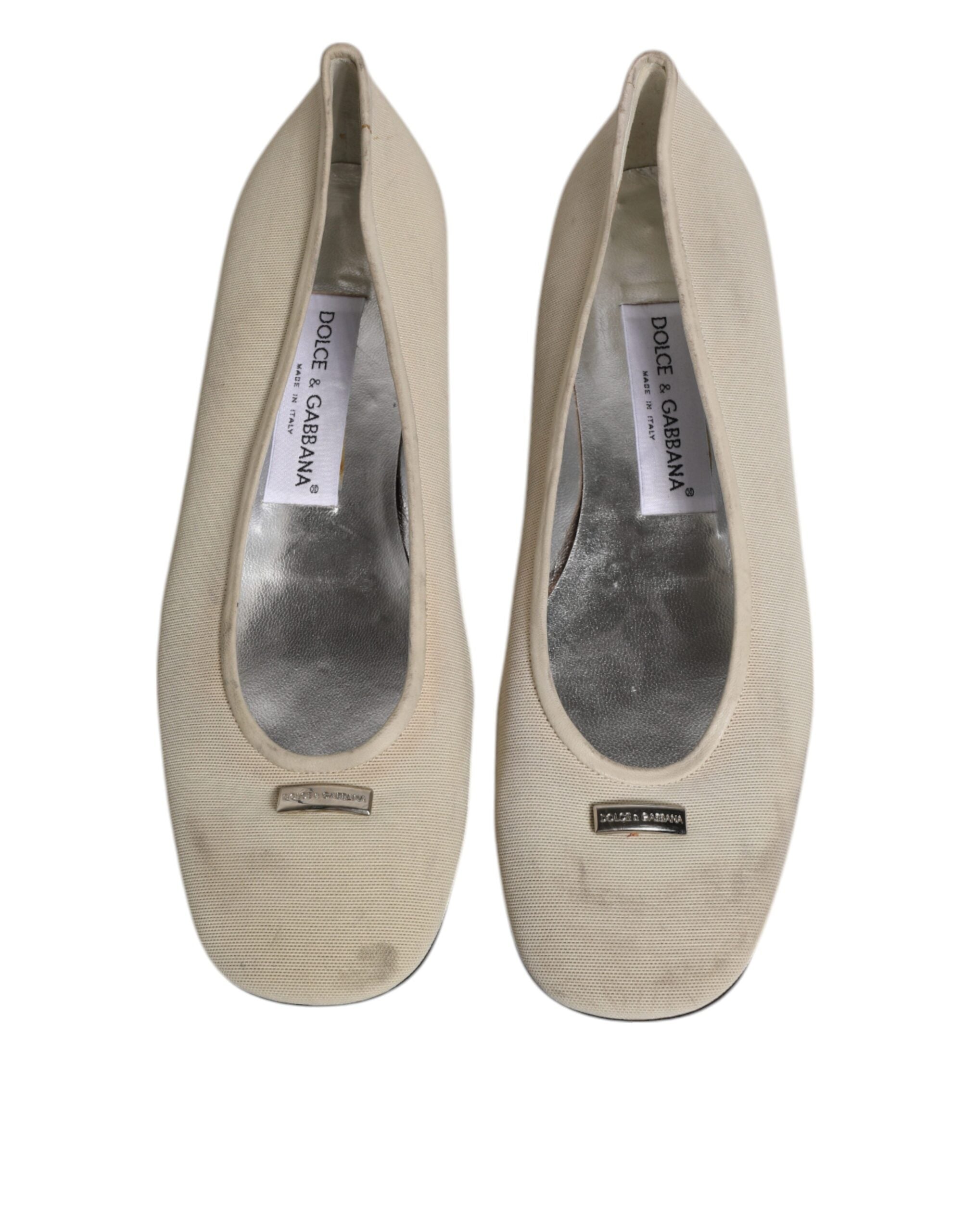 Chaussures ballerines Dolce & Gabbana en tissu beige, slip-on élégantes et confortables pour femme.
