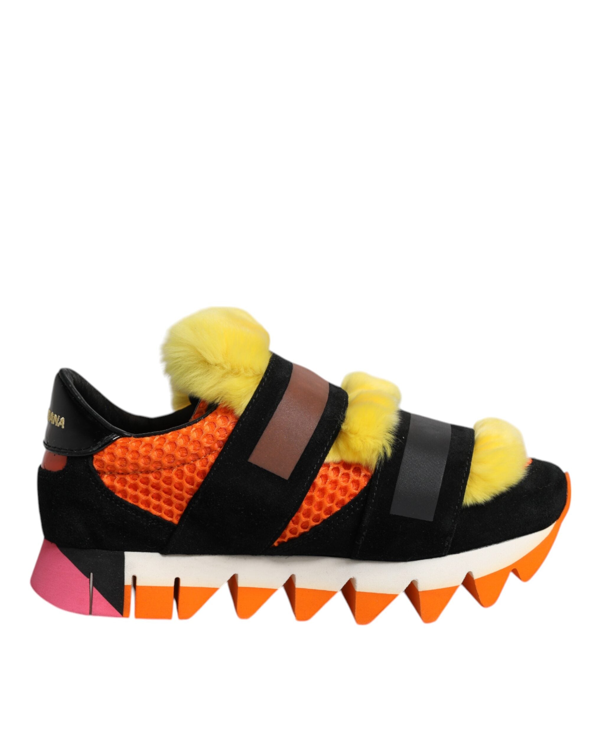 Sneakers Dolce & Gabbana multicolores avec embellissements en fourrure, chaussures tendance et luxueuses.