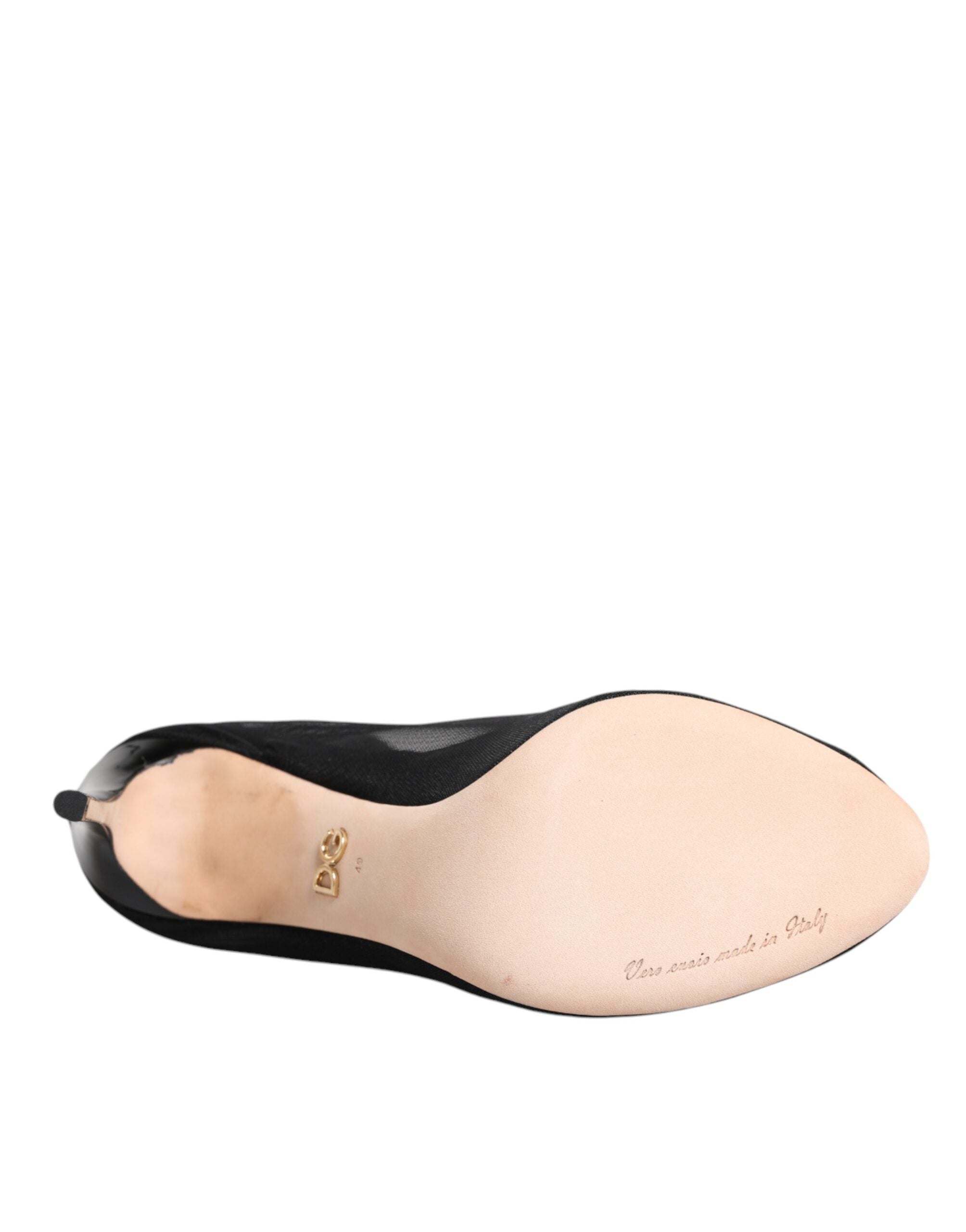 Bottes noires en nylon mesh de style sock de Dolce & Gabbana, chaussures à la mode avec design moderne.