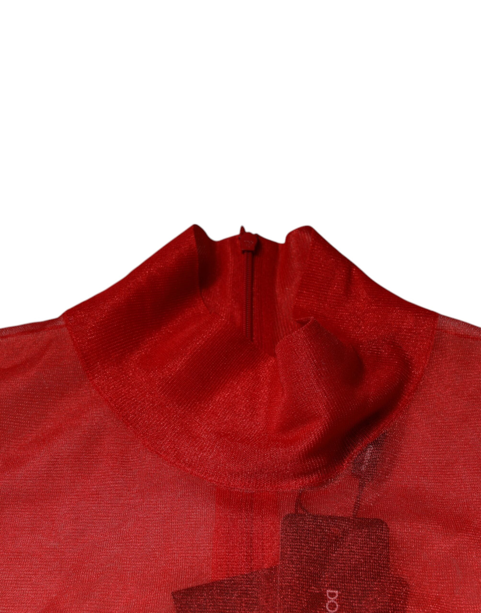 Blouse Dolce & Gabbana en résille rouge à col roulé à manches longues, vue de face.