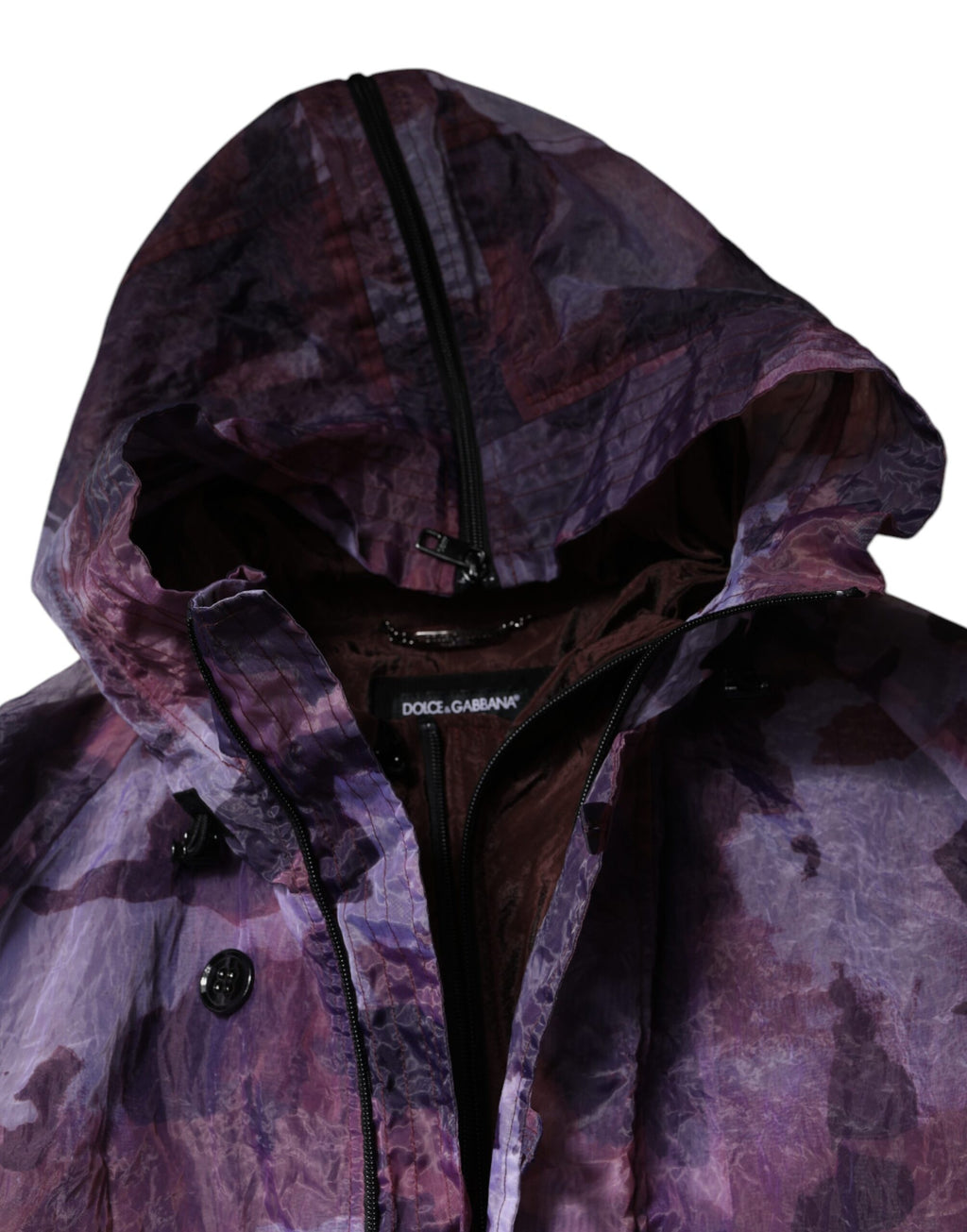 Veste homme Dolce & Gabbana en camouflage violet avec capuche, style blouson décontracté et tendance.