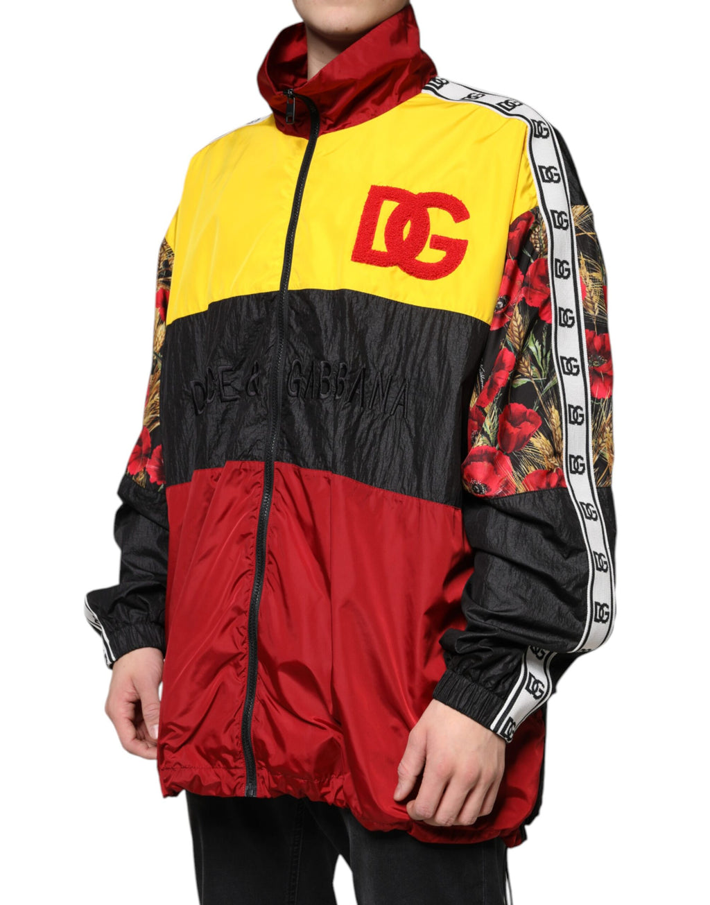 Pull homme Dolce & Gabbana à patchworks multicolores avec fermeture éclair complète, design unique et coloré.
