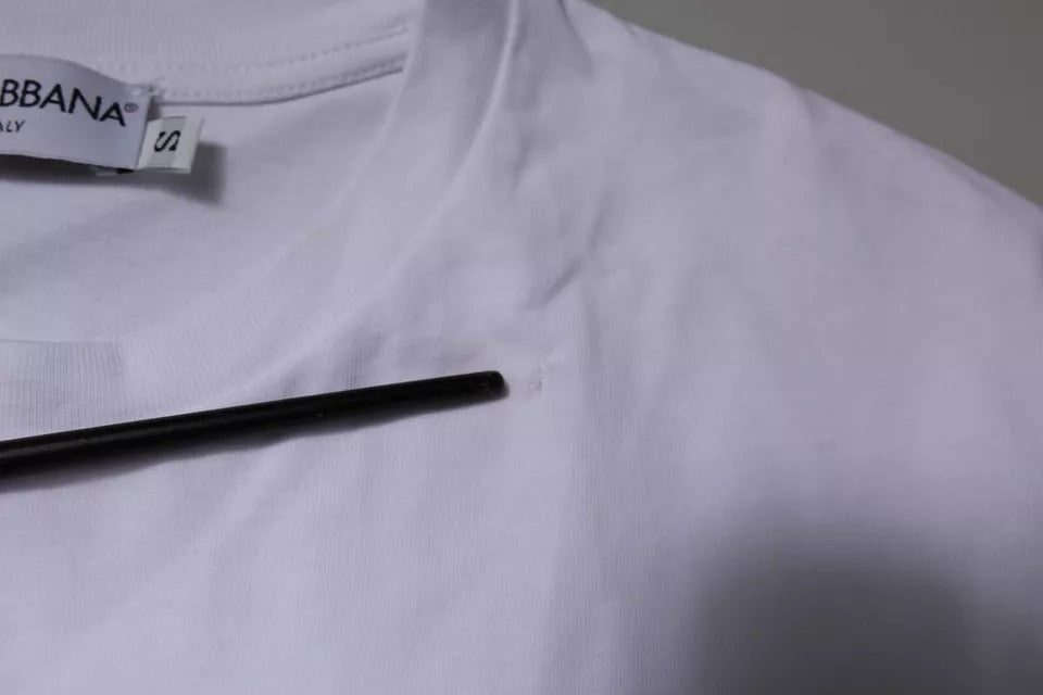 T-shirt homme blanc Dolce & Gabbana en coton avec logo DG à la poitrine, col rond et coupe classique.