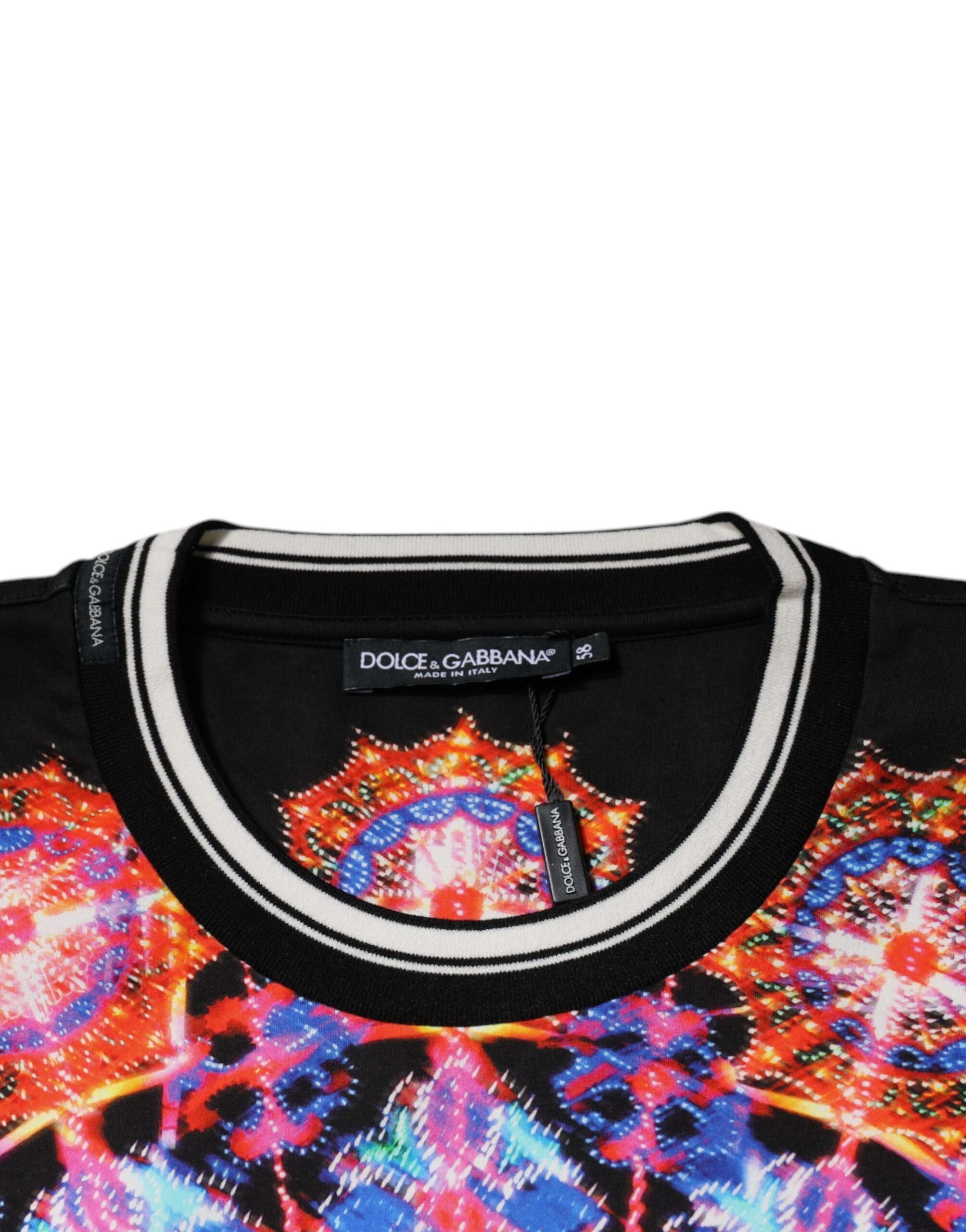 T-shirt homme à manches courtes Dolce & Gabbana multicolore avec motif kaléidoscope, design vibrant et moderne.