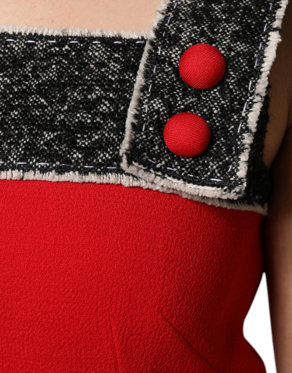 Robe courte en laine rouge sans manches de style A-line et évasée de Dolce & Gabbana, élégante et moderne.