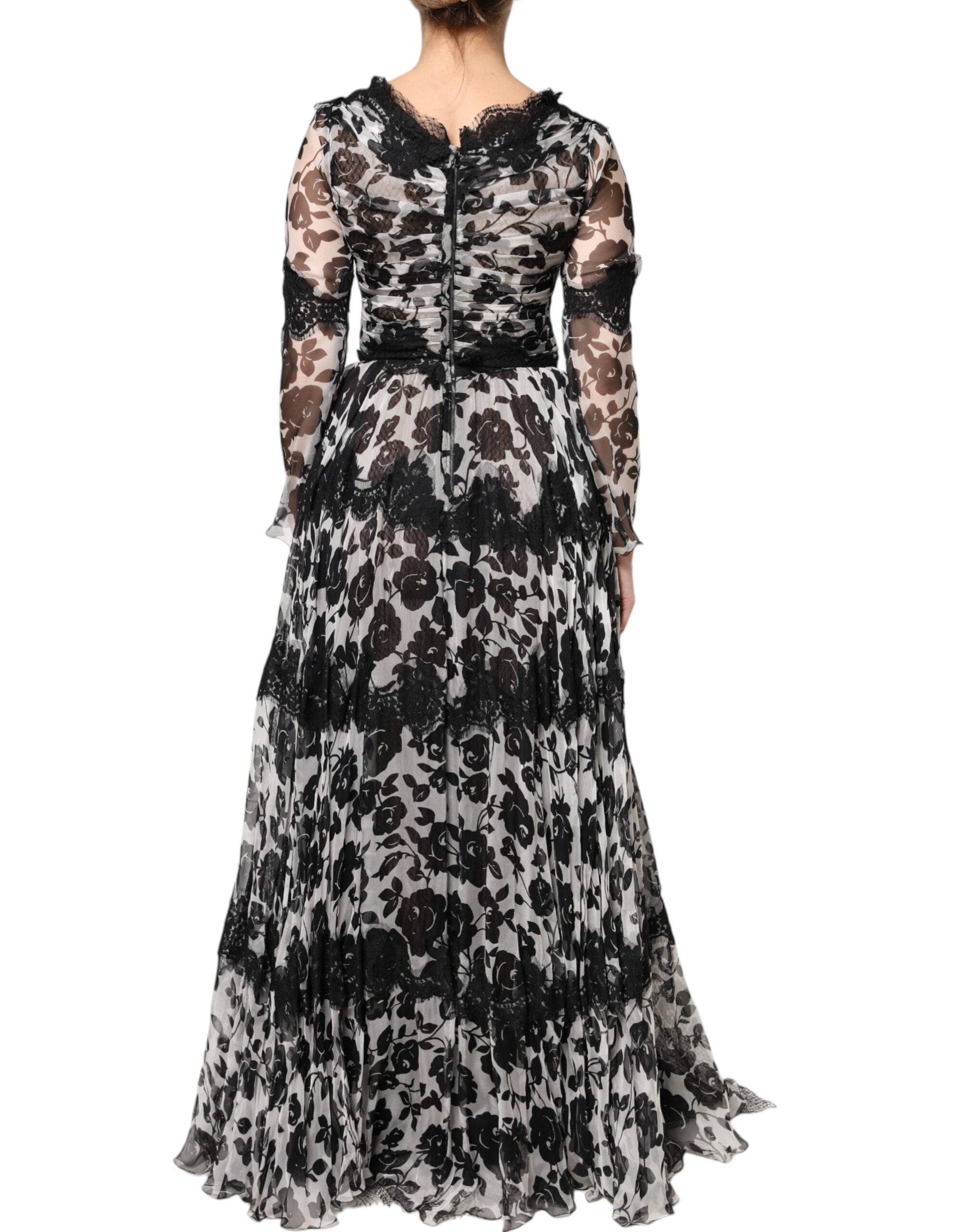 Robe maxi noire en soie avec dentelle florale et ricamo de Dolce & Gabbana, élégante et sophistiquée.