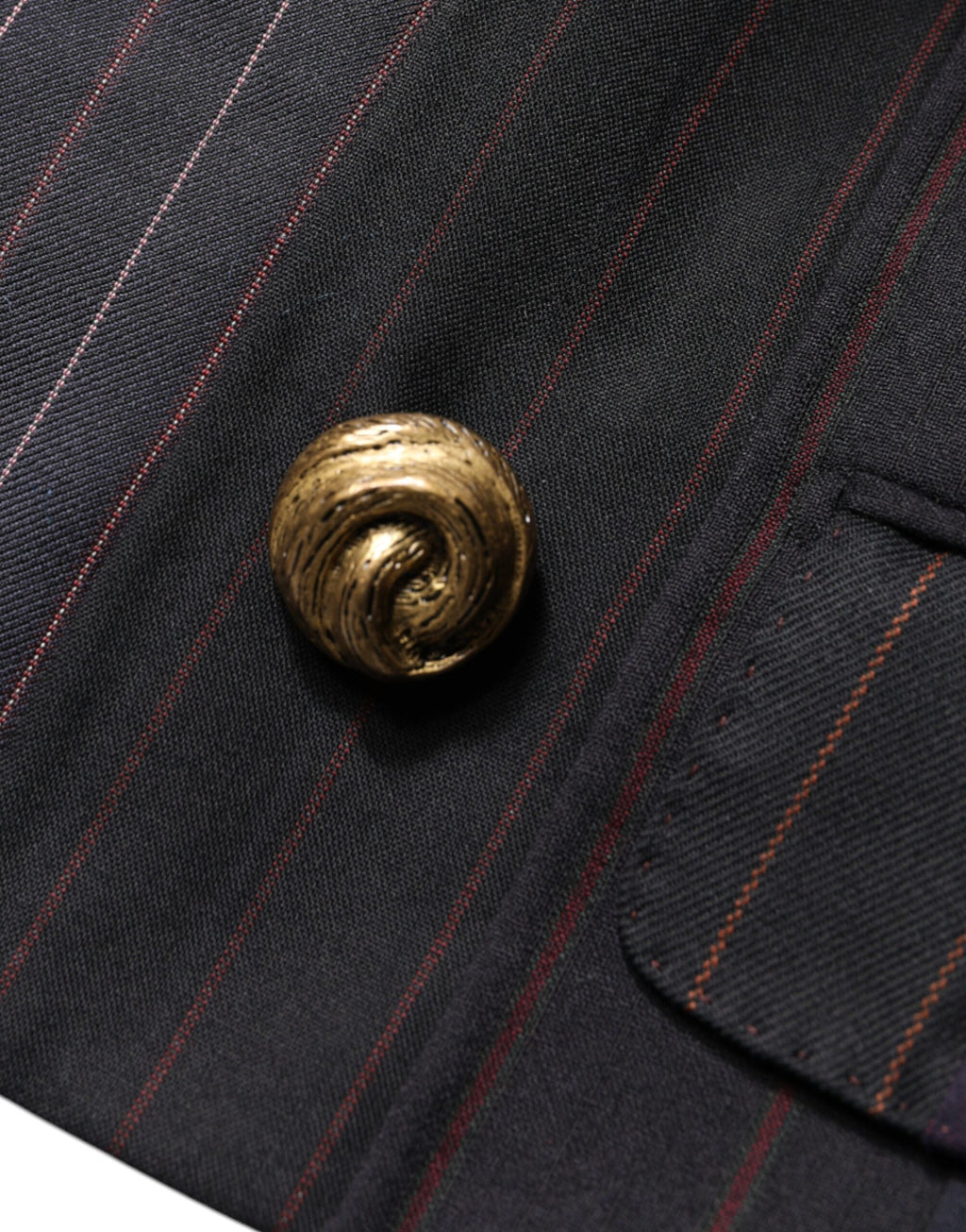 Veste blazer courte en laine à rayures multicolores de Dolce & Gabbana, style élégant et tendance.