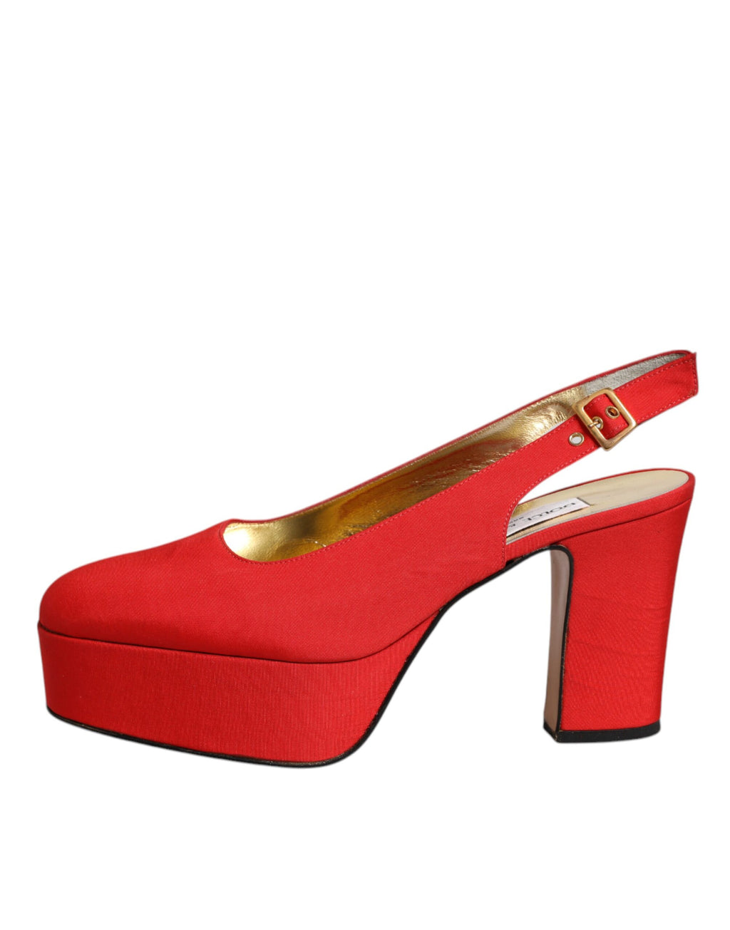 Sandales à talons hauts rouges Dolce & Gabbana, chaussures à plateforme et brides arrière, vues en gros plan.