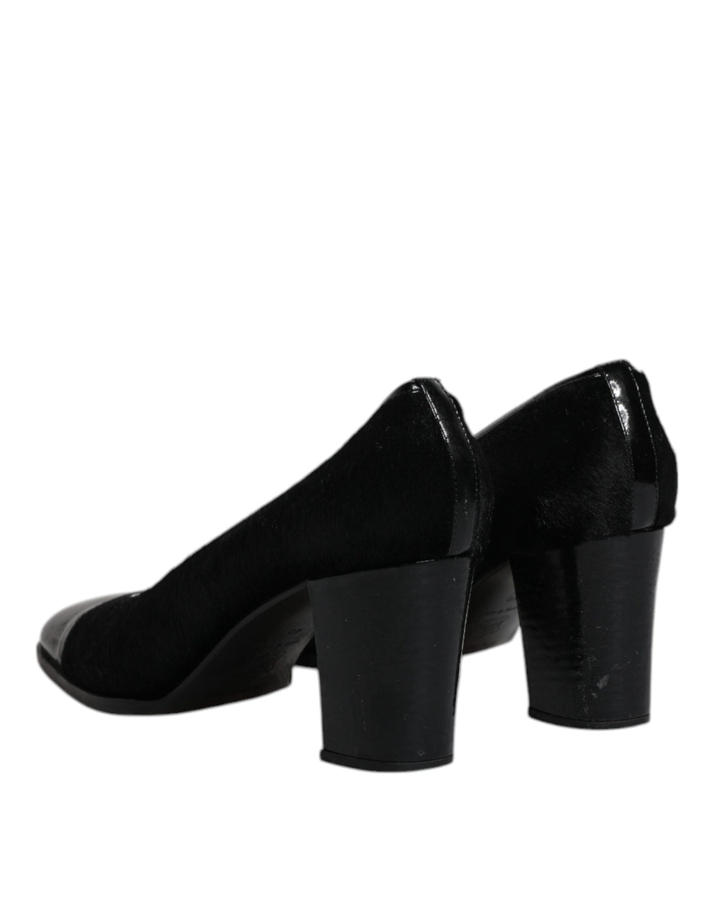 Chaussures à talons blocs en cuir noir de Dolce & Gabbana, escarpins élégants pour femmes.