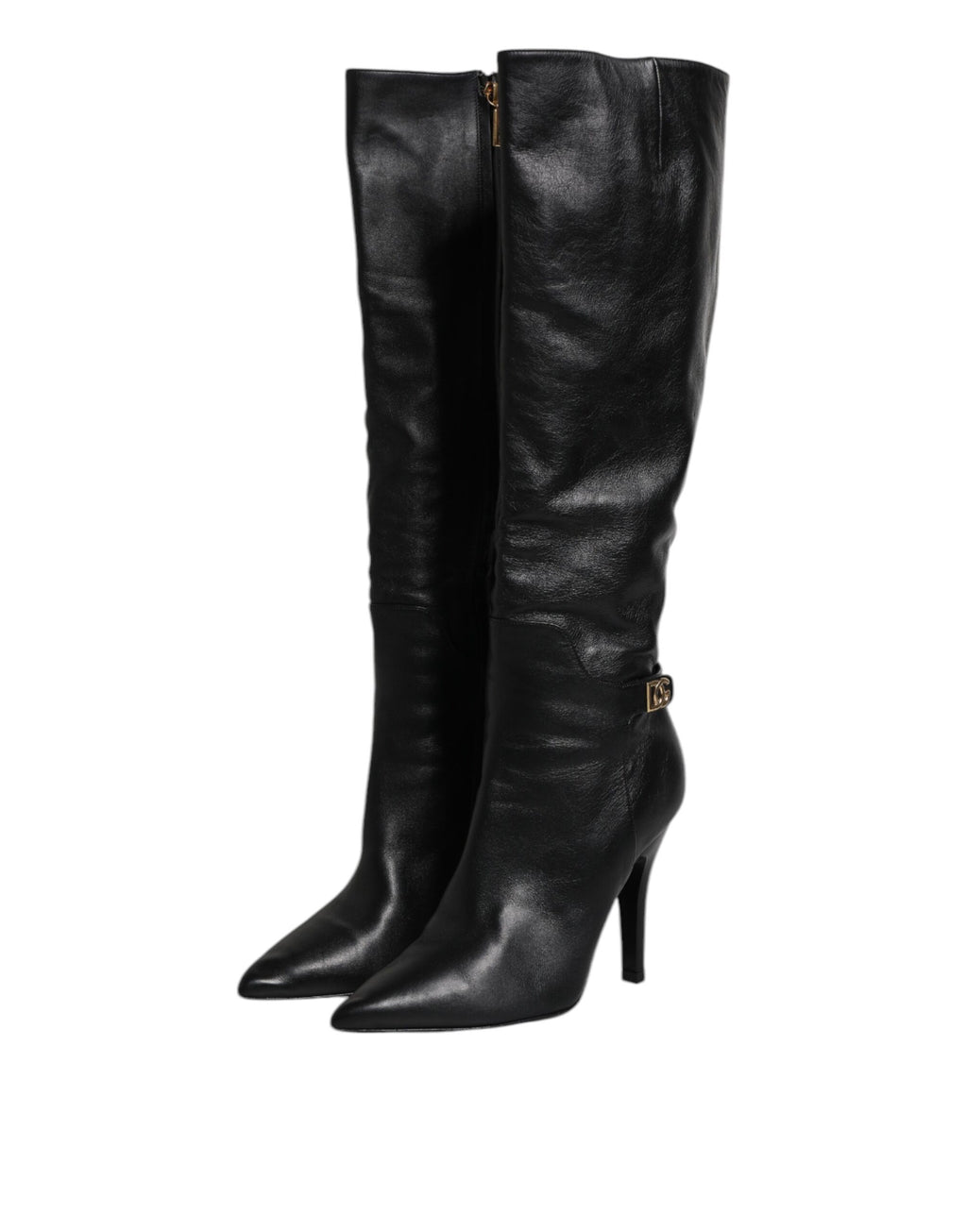 Chaussures Dolce & Gabbana, bottes hautes en cuir noir, talons, élégantes et sophistiquées, visibles de face sur fond neutre.