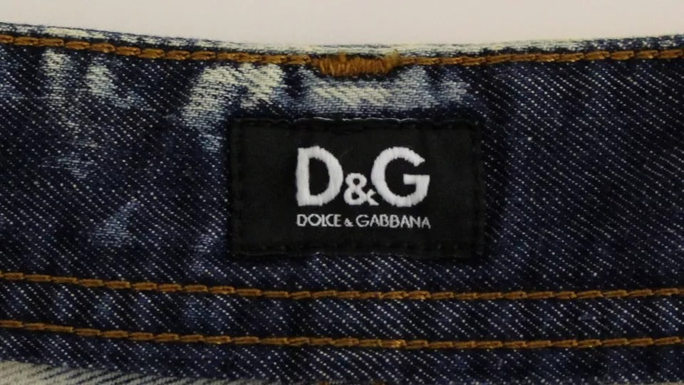 Short en jean bleu Dolce & Gabbana D&G en coton lavé, denim avec poches et passants, style décontracté.