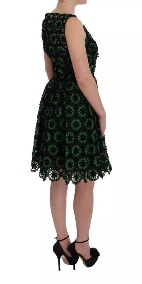 Robe trapèze florale verte Dolce & Gabbana avec broderie Ricamo, style élégant et féminin pour occasions spéciales.