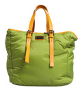 Sac tote et bandoulière en nylon vert Dolce & Gabbana avec logo rembourré et plaque logo visible.