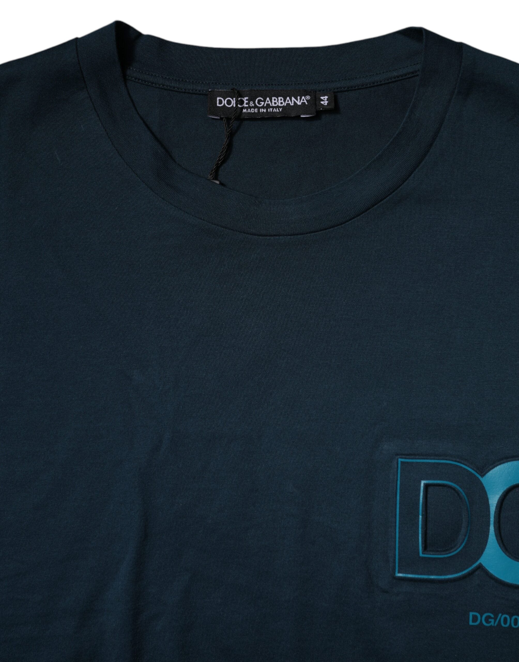 T-shirt à manches courtes Dolce & Gabbana bleu avec logo sur la poitrine, col rond, style décontracté.