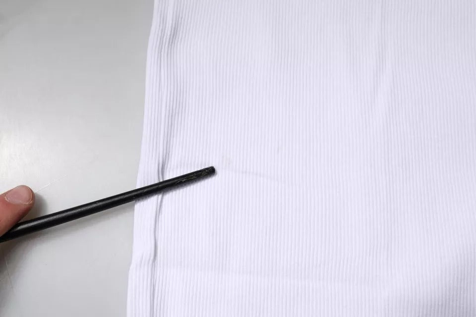 T-shirt sans manches Dolce & Gabbana blanc en coton avec col rond, vue de face.