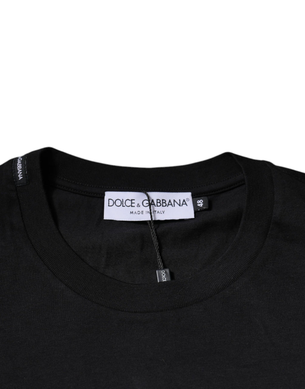 T-shirt noir en coton à col rond et manches courtes de Dolce & Gabbana, vue de face.