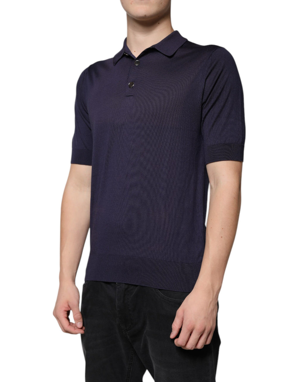 Polo Dolce & Gabbana en soie bleue à col et manches courtes, élégance sportive pour homme.