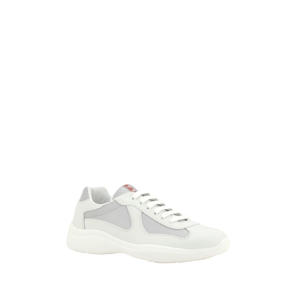 Prada Weiße Low-Top Sneakers aus Polyamid