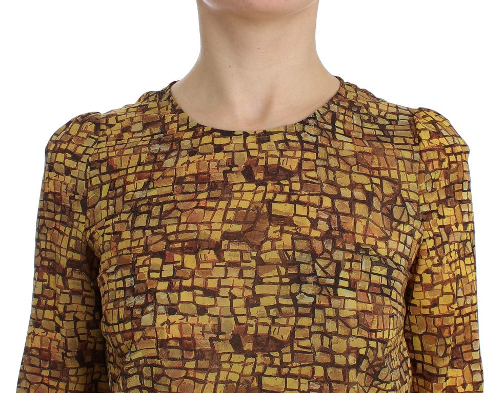 Chemise en soie Dolce & Gabbana à motif mosaïque multicolore, blouse élégante avec imprimé artistique.