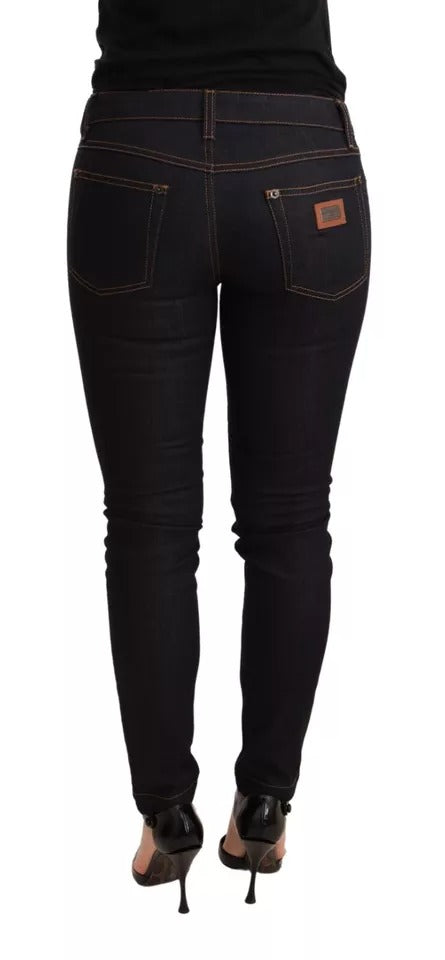 Jeans slim en coton stretch bleu Dolce & Gabbana, coupe ajustée et moderne, visible sur l'image.