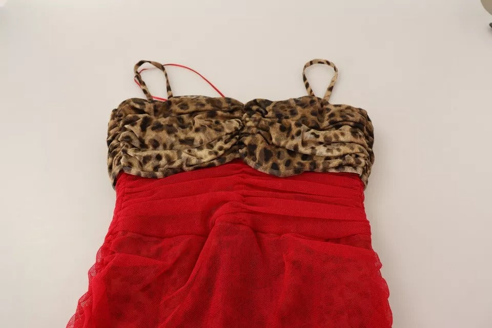 Robe midi en tulle rouge et léopard marron de Dolce & Gabbana, robe moulante élégante et sophistiquée.