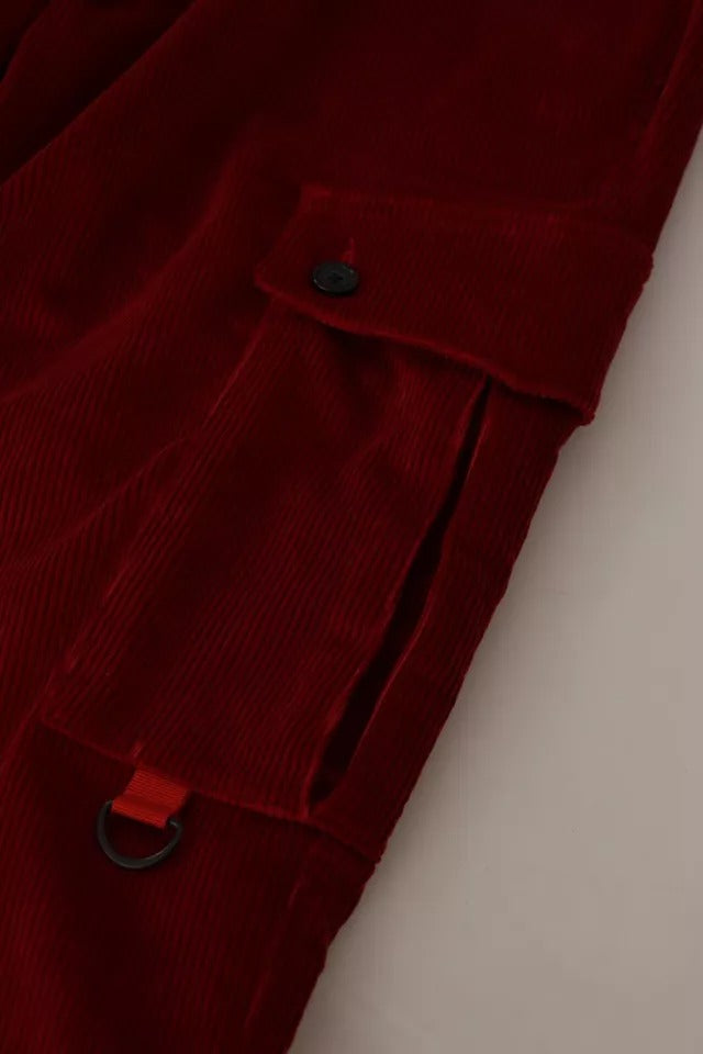 Pantalon cargo skinny en coton à rayures rouge de Dolce & Gabbana, style moderne et tendance, vue de face.