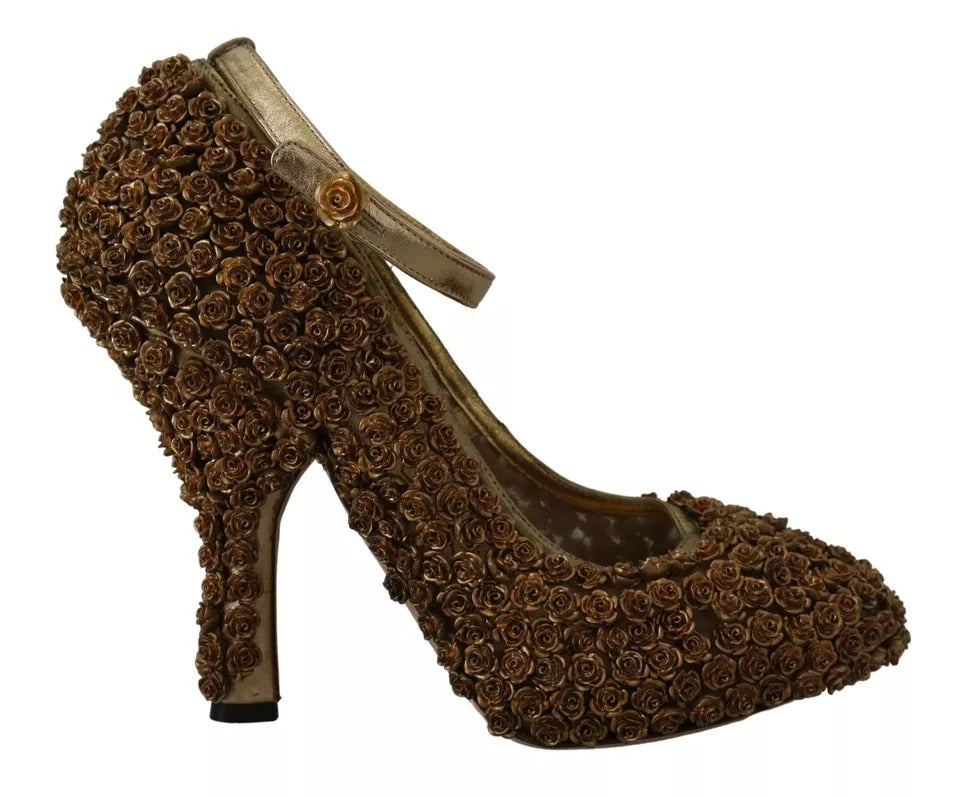 Escarpins Dolce & Gabbana ornementés de roses dorées, chaussures à talons élégantes et sophistiquées.