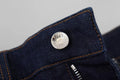 Shorts en denim bleu stretch Dolce & Gabbana avec cristaux, style sexy et tendance, vue de face.