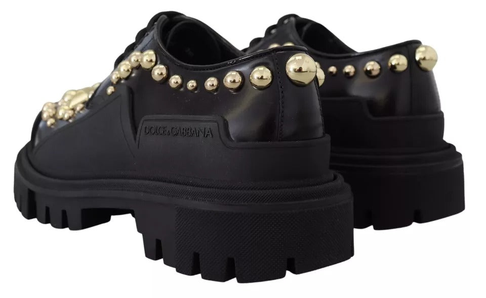 Chaussures Derby en cuir noir Dolce & Gabbana avec ornements, style trekking, souliers élégants pour homme.