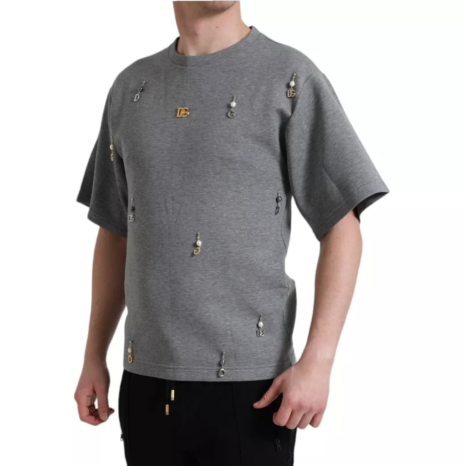 T-shirt gris en coton Dolce & Gabbana avec embellissements, col rond, style décontracté et élégant.