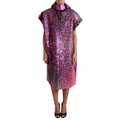 Robe midi en polyester à imprimé léopard rose de Dolce & Gabbana, coupe droite élégante.