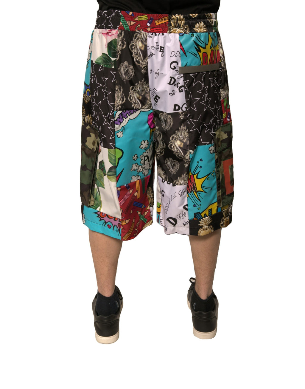 Shorts cargo Bermuda Dolce & Gabbana en patchwork multicolore, avec poches et design tendance.