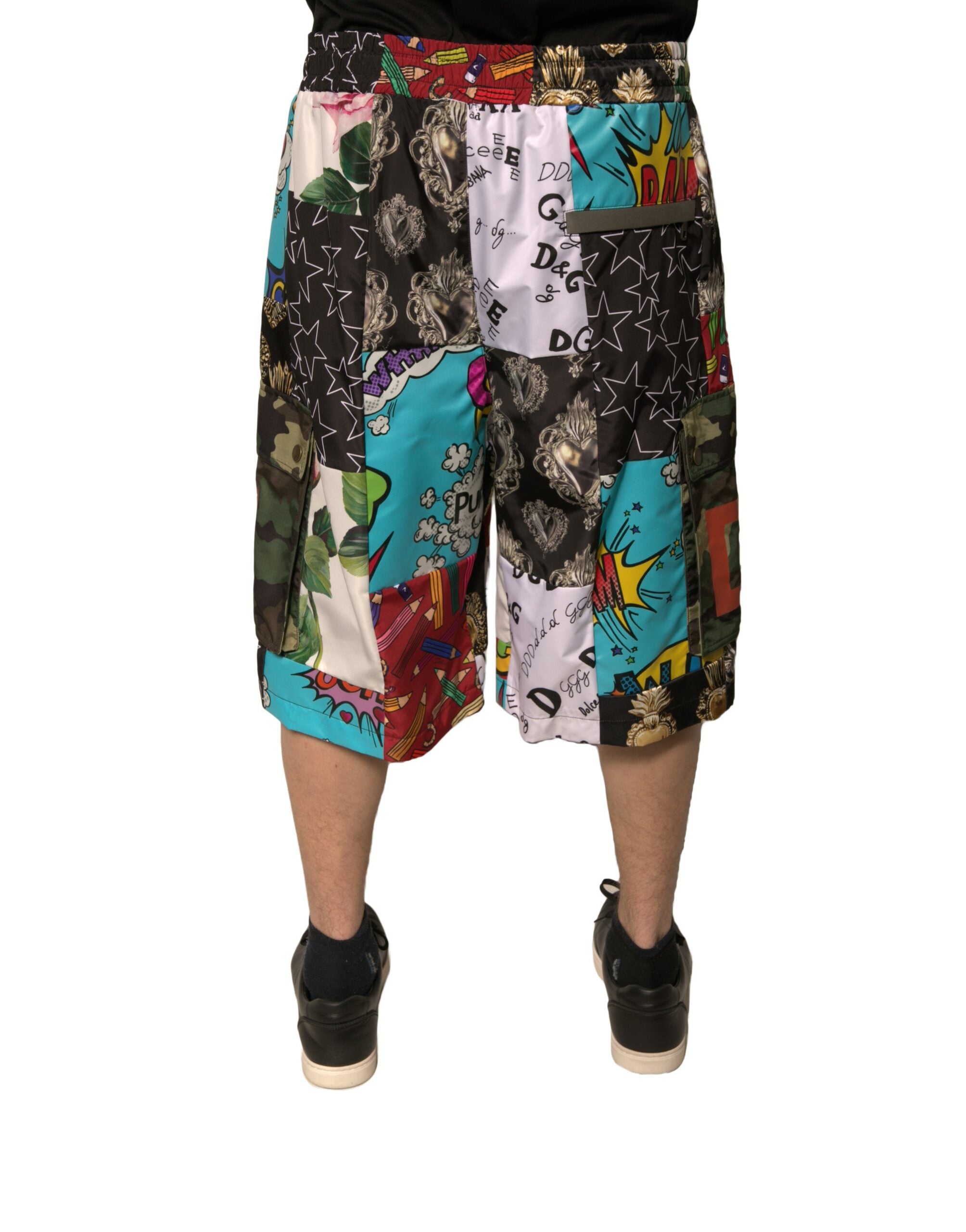 Shorts cargo Bermuda Dolce & Gabbana en patchwork multicolore, avec poches et design tendance.