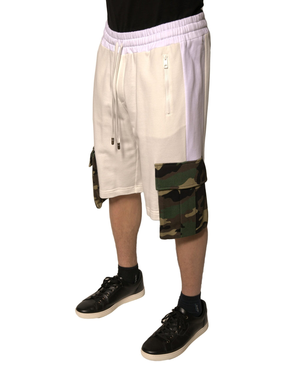 Shorts bermuda pour hommes en coton beige de Dolce & Gabbana, style décontracté et cargo.