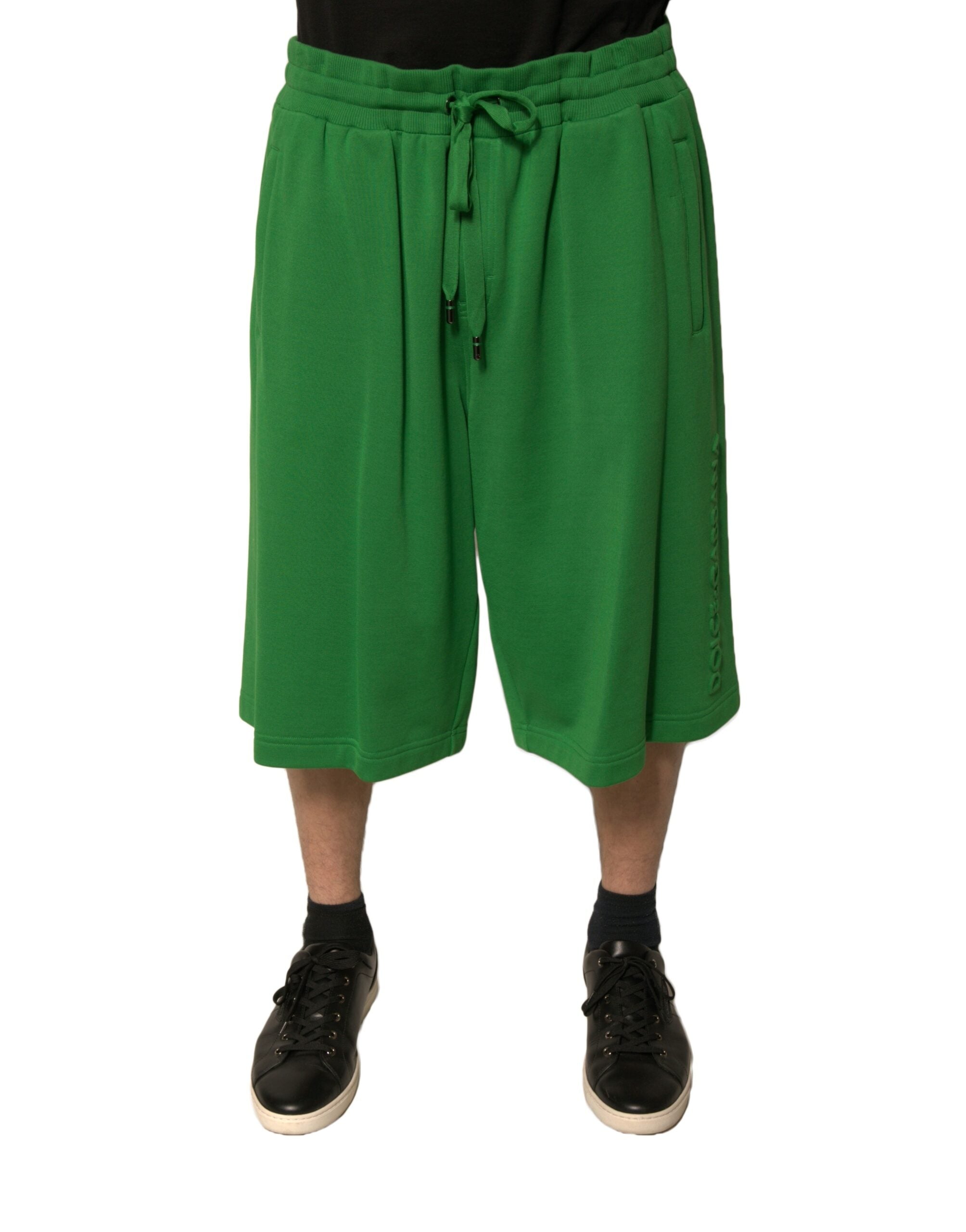 Shorts bermuda pour homme en coton mélangé vert Dolce & Gabbana, vue de face avec détails de la texture du tissu.