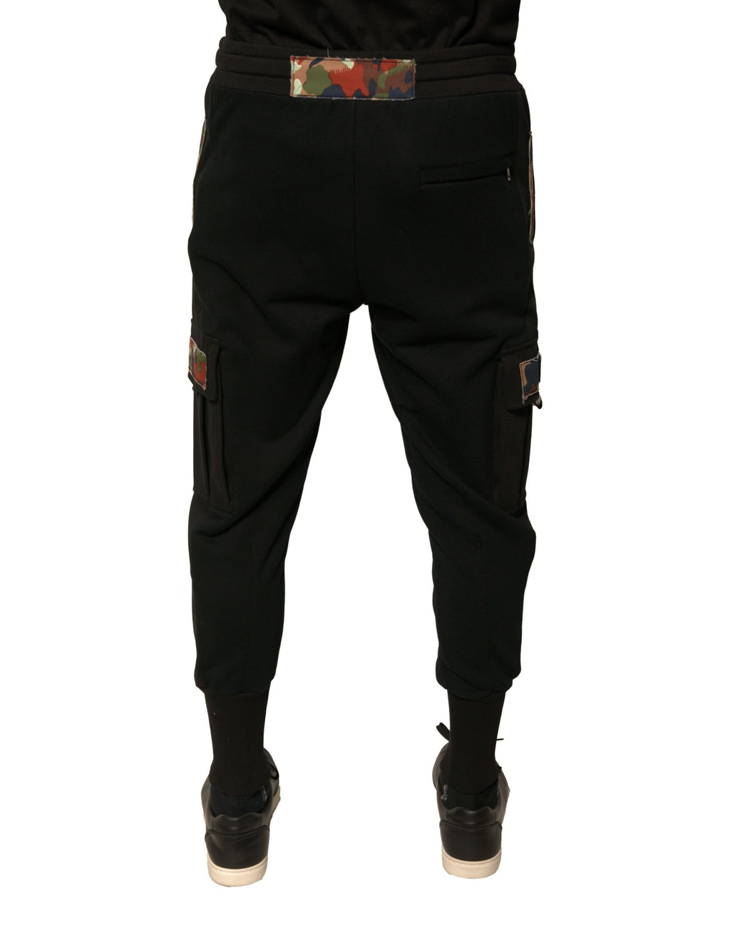 Pantalons joggers cargo en coton noir Dolce & Gabbana, style décontracté avec poches latérales et taille élastique.