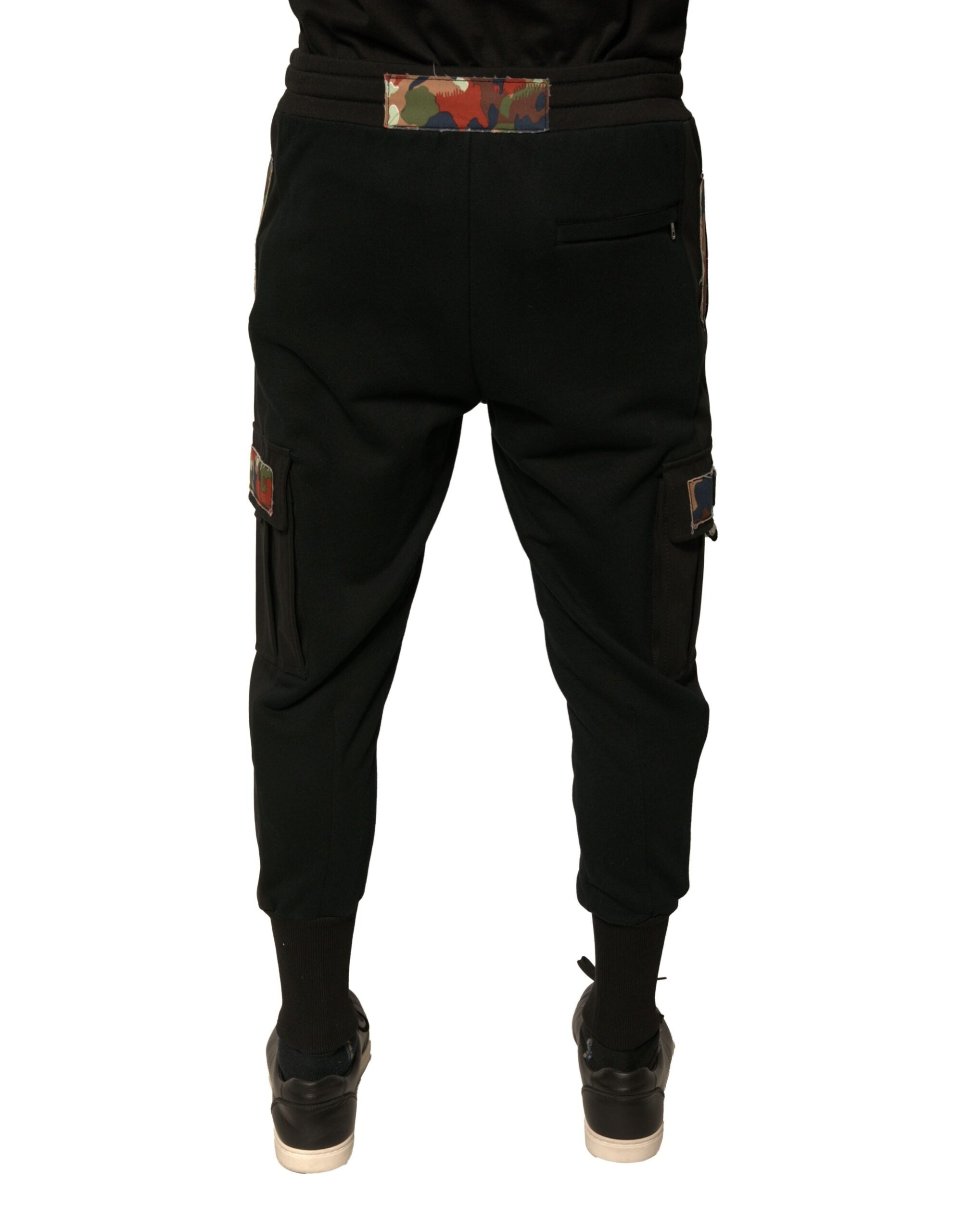 Pantalons joggers cargo en coton noir Dolce & Gabbana, style décontracté avec poches latérales et taille élastique.