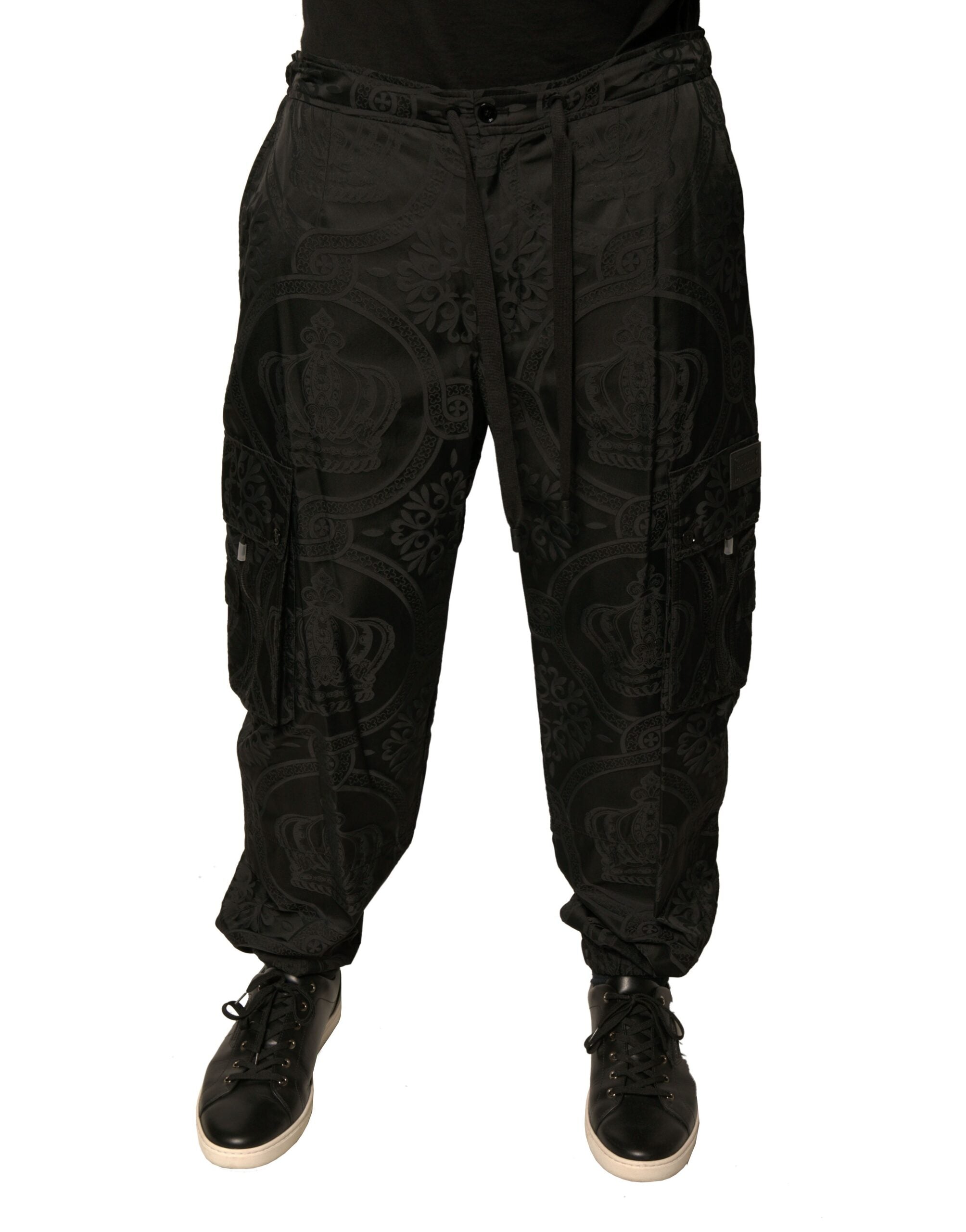 Pantalon de jogging noir Dolce & Gabbana en nylon avec logo de couronne, style décontracté et élégant.
